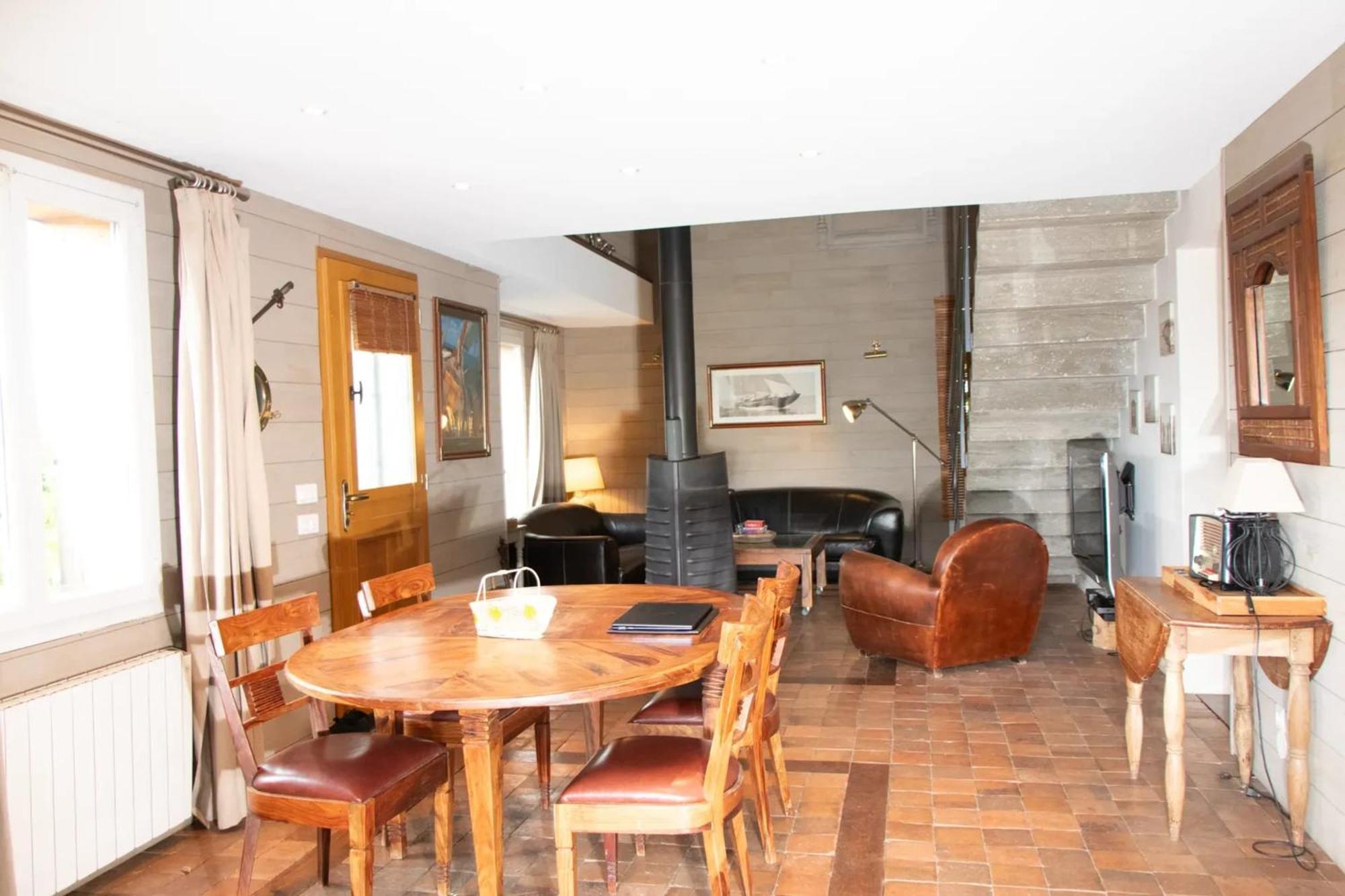 Chalet Chaleureux A Marigny-L'Eglise Avec Vue Sur Lac Et Montagne Eksteriør billede